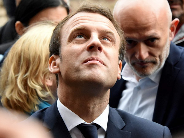 Pháp cảnh báo về việc lan truyền dữ liệu rò rỉ của ứng viên Macron ảnh 1