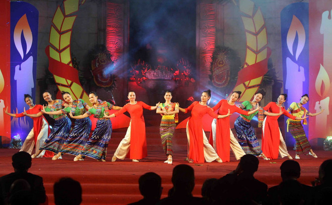 Việt Nam-Lào: Tình hữu nghị thủy chung, trong sáng mãi mãi trường tồn ảnh 2