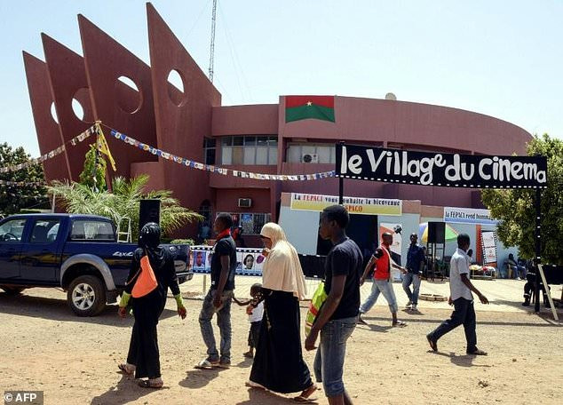 Hệ thống rạp chiếu phim tại châu Phi hồi sinh nhờ công nghệ số ảnh 2