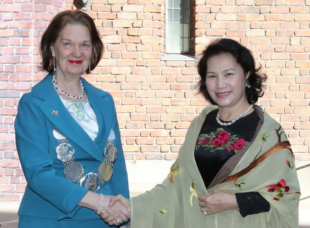 Chủ tịch Quốc hội Nguyễn Thị Kim Ngân gặp Thị trưởng Stockholm ảnh 1