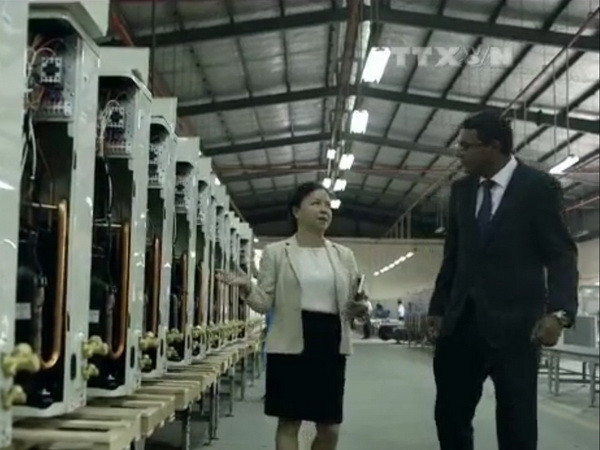 Chuyên gia nước ngoài hài lòng với công việc tại Việt Nam ảnh 1