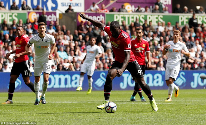 M.U phô trương sức mạnh bằng màn "hủy diệt" Swansea ở Liberty ảnh 3