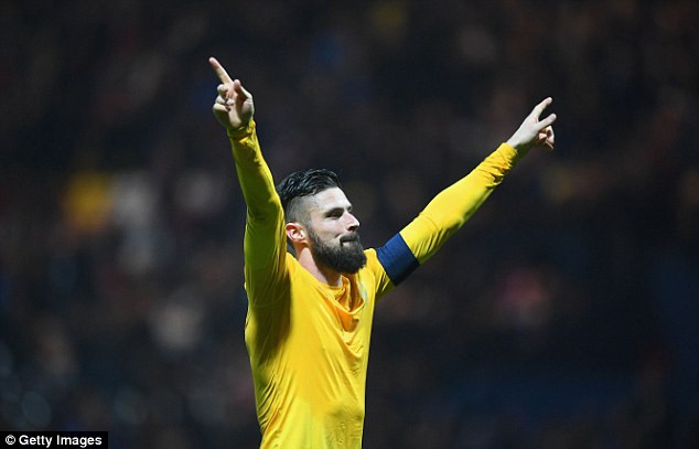 M.U thắng tưng bừng, Giroud giúp Arsenal ngược dòng phút cuối ảnh 2