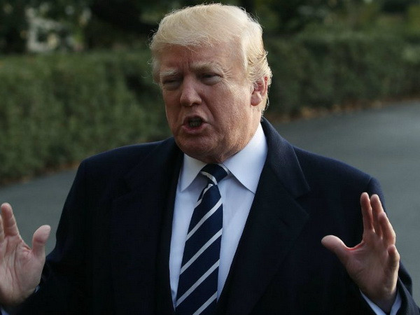 Người dân Đức coi Tổng thống Mỹ Donald Trump là thách thức lớn ảnh 1