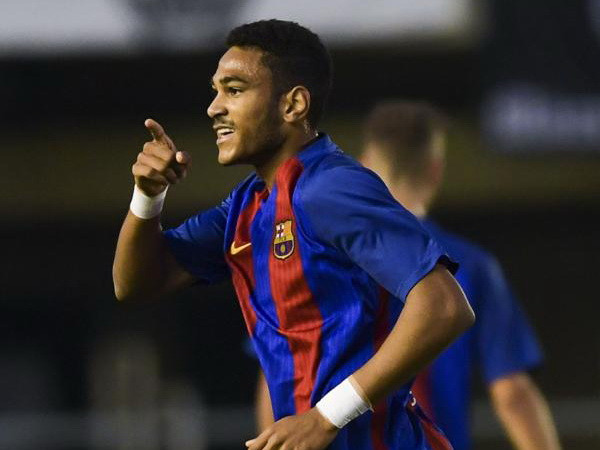 Tài năng trẻ của Barcelona tái hiện màn solo ghi bàn của Messi ảnh 1