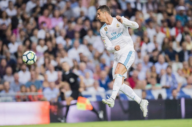 Cristiano Ronaldo còn đứng trên đỉnh cao trong bao lâu nữa? ảnh 3