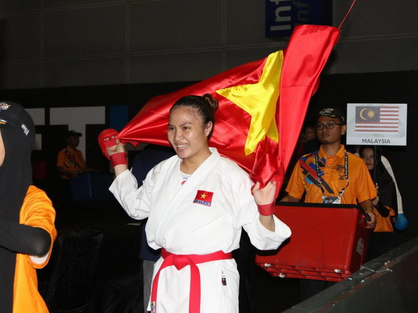 Hạ gục đối thủ chủ nhà, võ sỹ Hồng Anh xuất sắc giành HCV ảnh 1