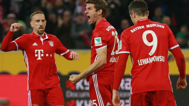 Arjen Robben "nổi đóa" khi bị HLV Carlo Ancelotti rút khỏi sân ảnh 3