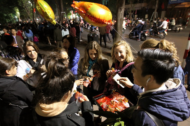 Người nước ngoài chia sẻ những cảm nhận về Tết Việt Nam ảnh 2