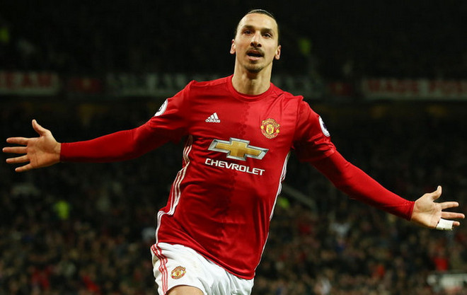 "Sát thủ" Zlatan Ibrahimovic được vinh danh tại Premier League ảnh 1