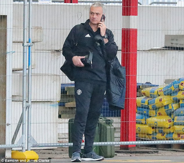 Man United sẽ đá đội hình nào ở trận "đại chiến" với Chelsea? ảnh 2