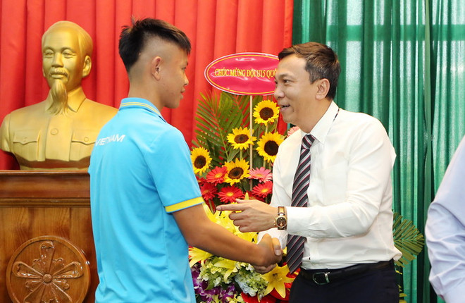 Vô địch Đông Nam Á, U15 Việt Nam được thưởng 400 triệu đồng ảnh 2