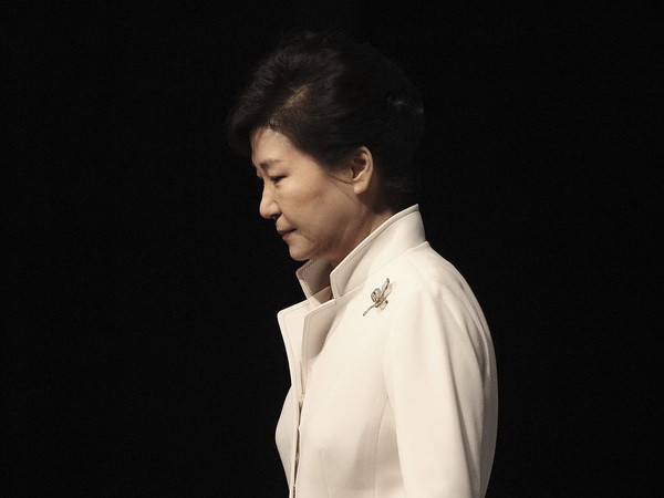 Các chính đảng Hàn Quốc phản ứng về khả năng bà Park bị bắt ảnh 1