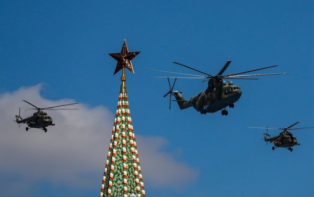 Cận cảnh Nga tổng duyệt diễu binh kỷ niệm Ngày Chiến thắng Phátxít ảnh 4