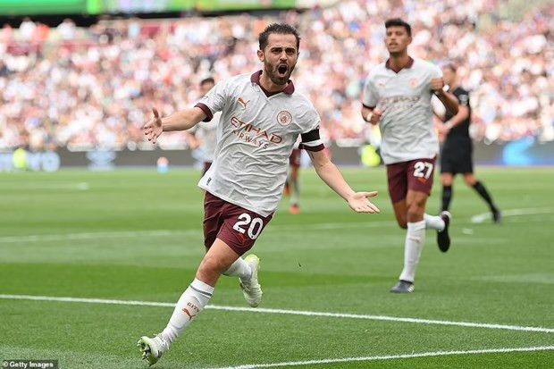 Premier League: M.U thua đậm, Tottenham ngược dòng kịch tính ảnh 1