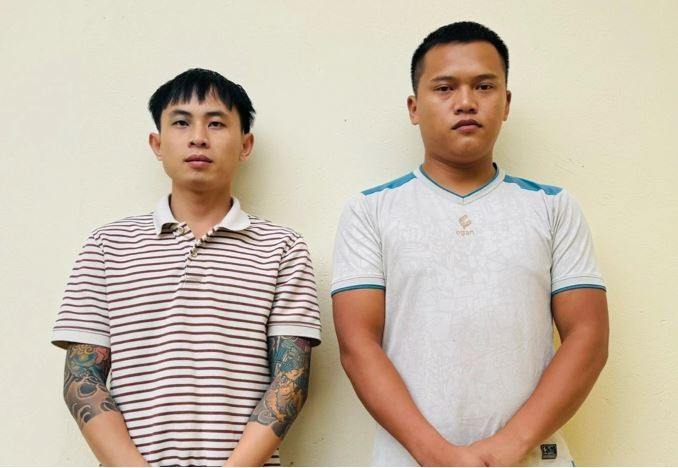 Hai đối tượng Nguyễn Hữu Ninh và Nguyễn Tất Tùng (Ảnh: Công an cung cấp).