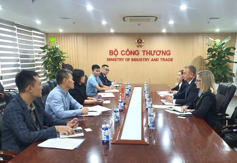 Quang cảnh buổi làm việc. (Nguồn: Báo Chính Phủ)