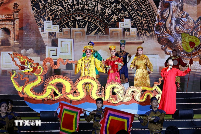 Lễ kỷ niệm 1015 năm ngày Đức Vua Lý Thái Tổ đăng quang. (Nguồn: TTXVN)