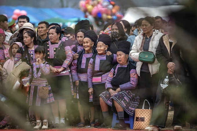 Người dân xã Pà Cò phấn khởi tham gia Lễ hội Gầu Tào. (Ảnh: Trọng Đạt/TTXVN)