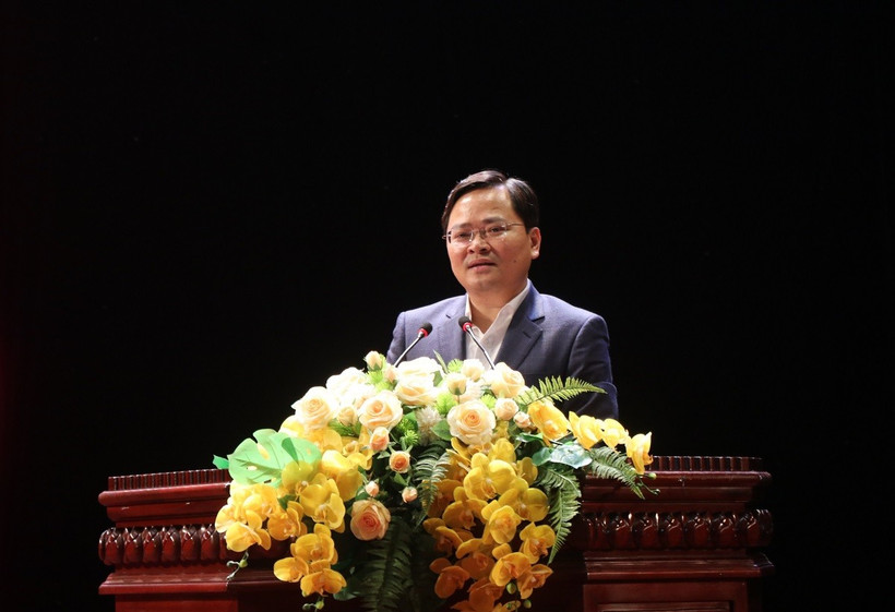 Bí thư Tỉnh ủy Bắc Ninh Nguyễn Anh Tuấn phát biểu tại Hội nghị. (Ảnh: Thanh Thương/TTXVN)