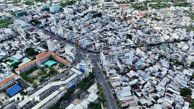 Phường Long Xuyên (An Giang) là đầu mối giao thương của vùng Tứ giác Long Xuyên đang từng bước hình thành chuỗi giá trị sản xuất, chế biến, tiêu thụ nông sản gắn với vùng nguyên liệu lớn và hệ thống logistics hiện đại. (Ảnh: Thanh Sang/TTXVN)