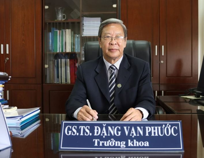Giáo sư, Tiến sỹ, Bác sỹ Đặng Vạn Phước.