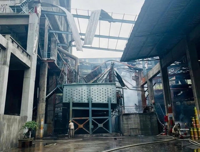 Hiện trường vụ nổ ở Khu công nghiệp Tằng Loỏng. (Ảnh: TTXVN phát)