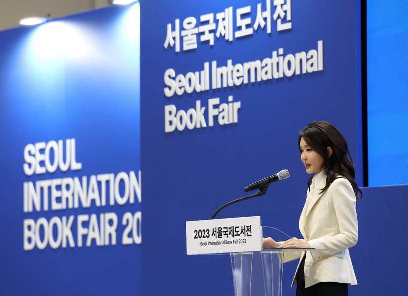 Bà Kim Keon Hee phát biểu tại một sự kiện ở Seoul (Hàn Quốc) hồi năm 2023. (Ảnh: Yonhap/TTXVN)