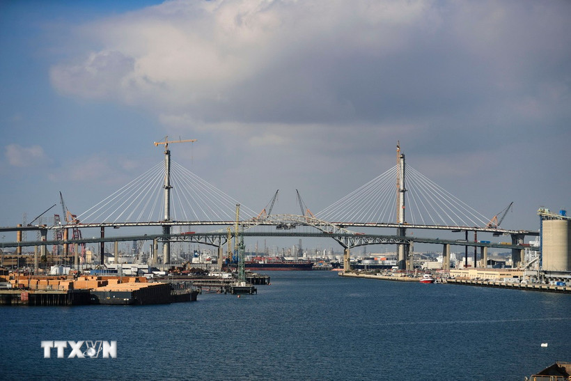 Quang cảnh cảng hàng hóa Long Beach ở California (Mỹ). (Ảnh: THX/TTXVN)