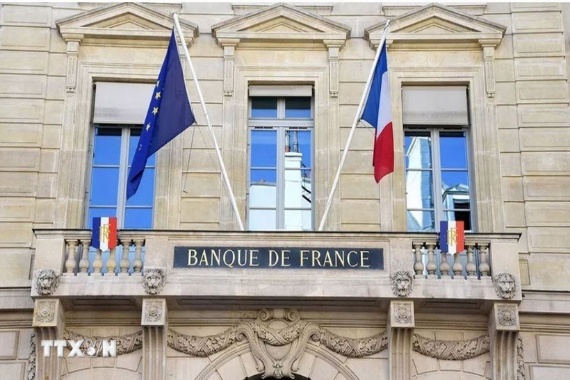 Quang cảnh bên ngoài trụ sở Ngân hàng Trung ương Pháp ở Paris. (Ảnh: SIPA/TTXVN)