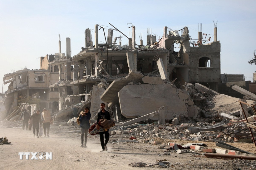 Các tòa nhà bị phá hủy do xung đột tại Rafah, Dải Gaza. Ảnh: THX/TTXVN
