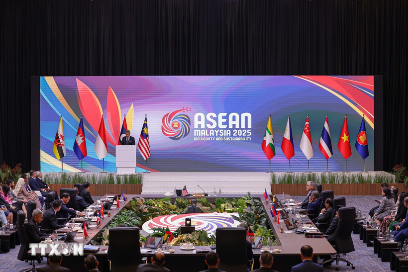 Quang cảnh Hội nghị Bộ trưởng Ngoại giao ASEAN, diễn ra trong khuôn khổ Hội nghị cấp cao ASEAN lần thứ 46 tại Trung tâm Hội nghị Kuala Lumpur (Malaysia) ngày 25/5. (Ảnh: TTXVN phát)