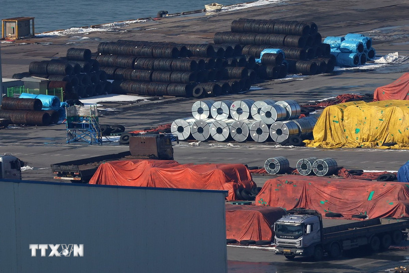 Thuế quan đối với nhôm và thép do Tổng thống Trump áp đặt có khả năng tác động đến nhiều ngành sản xuất ở Mỹ trong thời gian tới. (Ảnh: Yonhap/TTXVN)