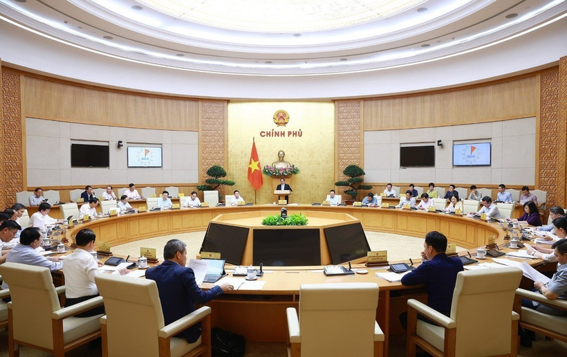 Phiên họp Chính phủ chuyên đề về xây dựng pháp luật tháng 4/2025. (Ảnh: Dương Giang/TTXVN)