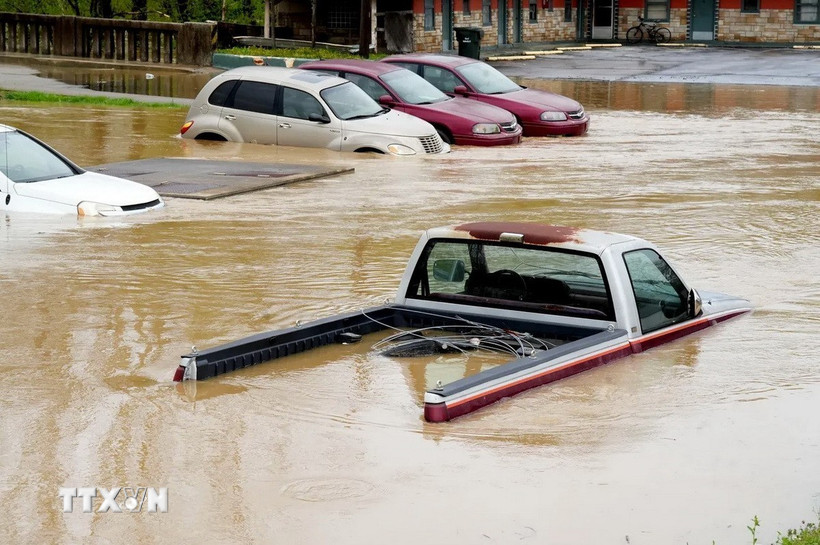 Ngập lụt ở Hopkinsville, bang Kentucky (Mỹ) hồi đầu tháng Tư vừa qua. (Ảnh minh họa: Courier Journal/TTXVN)