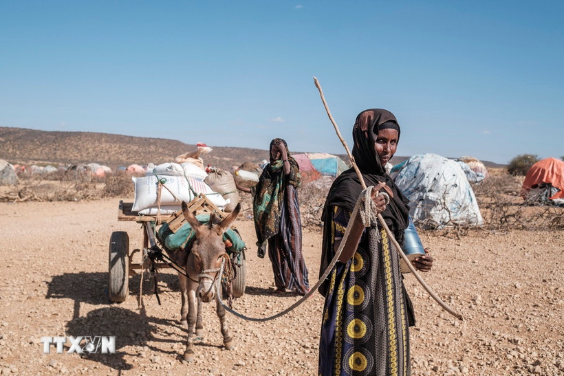 Người dân tại trại tị nạn ở Gode (Ethiopia). (Ảnh: AFP/TTXVN)