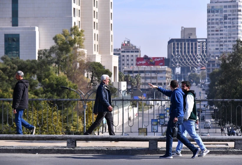 Người dân tại Thủ đô Damascus (Syria) ngày 10/12/2024. (Ảnh: THX/TTXVN) Người dân tại Thủ đô Damascus (Syria) ngày 10/12/2024. (Ảnh: THX/TTXVN)