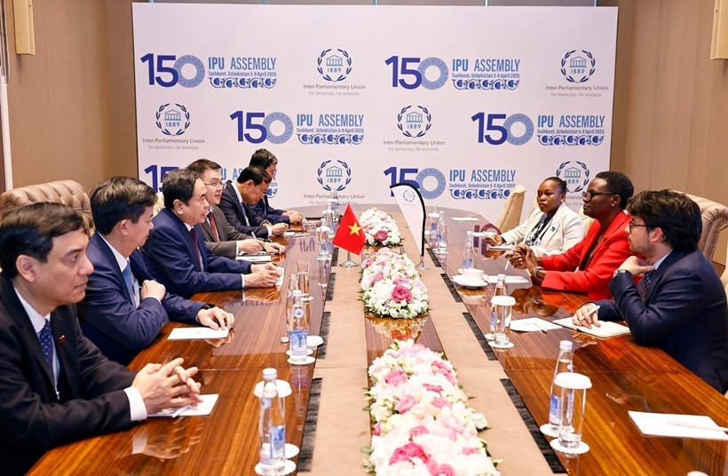 Chủ tịch Quốc hội Trần Thanh Mẫn gặp Chủ tịch IPU Tulia Ackson. (Ảnh: Doãn Tấn/TTXVN)