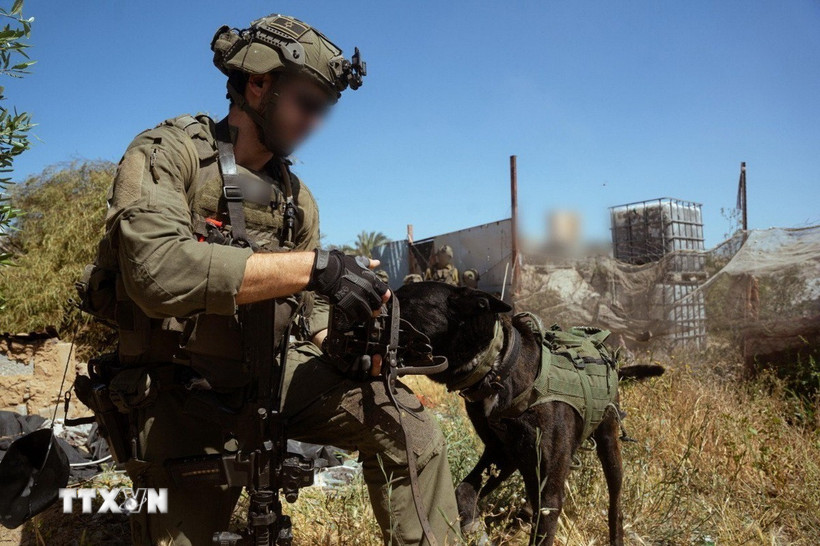 Binh sỹ Israel tham gia chiến dịch quân sự tại Dải Gaza ngày 6/5/2025. (Ảnh: THX/TTXVN)