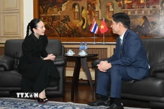 Chủ tịch FAT mong muốn thể thao, đặc biệt là bóng đá, trở thành cây cầu hữu nghị gắn kết các quốc gia. (Ảnh: TTXVN phát)