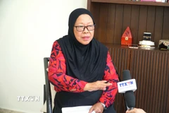 Giáo sư Ruhanas Harun - Khoa Quan hệ Quốc tế, Đại học Quốc phòng Malaysia (UPNM) trả lời phỏng vấn TTXVN tại Malaysia. (Ảnh: Hằng Linh/TTXVN)