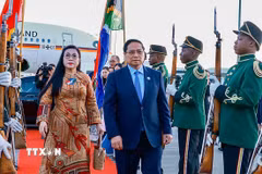 Lễ tiễn Thủ tướng Phạm Minh Chính và Phu nhân kết thúc chuyến tham dự Hội nghị Thượng đỉnh G20 tại Nam Phi. (Ảnh: Dương Giang/TTXVN)