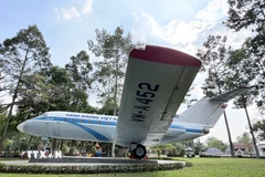 Máy bay Yak-40 VNA452 được gìn giữ như một “nhân chứng sống” của lịch sử hàng không và Cách mạng Việt Nam. (Ảnh: Thanh Sang/TTXVN)