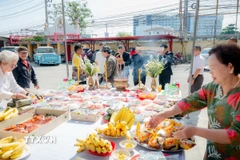 Đại lễ cầu siêu tri ân các Anh hùng liệt sỹ được bà con kiều bào ở Đông Bắc Thái Lan tổ chức thường niên từ 10 năm qua. (Ảnh: TTXVN phát)