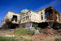 Đền thờ bị phá hủy do giao tranh tại Khartoum, Sudan. (Ảnh: THX/TTXVN)