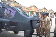 Quân đội Pakistan tiếp nhận trực thăng tấn công Z-10ME ngày 2/8. (Ảnh Thời báo Hoàn cầu)