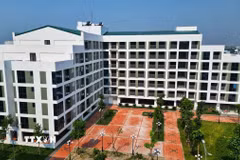 Khu nhà ở cho công nhân. (Ảnh: Tuấn Anh/TTXVN)