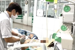 Cứu sống bệnh nhân cúm A suy thận, tổn thương phổi nặng do nhiễm nấm Aspergillus