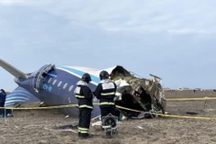 Chiếc máy bay Embraer 190 của hãng hàng không Azerbaijan Airlines, bay từ Baku đến Grozny (Nga), đã gặp nạn sáng 25/12/2024 gần thành phố Aktau ở miền Tây Kazakhstan, khiến 38 người thiệt mạng. (Ảnh: AA/TTXVN)