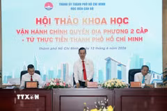 Phó Giáo sư-Tiến sỹ Nguyễn Văn Y, Giám đốc Học viện Cán bộ Thành phố Hồ Chí Minh chủ trì Hội thảo. (Ảnh: Tiến Lực/TTXVN)